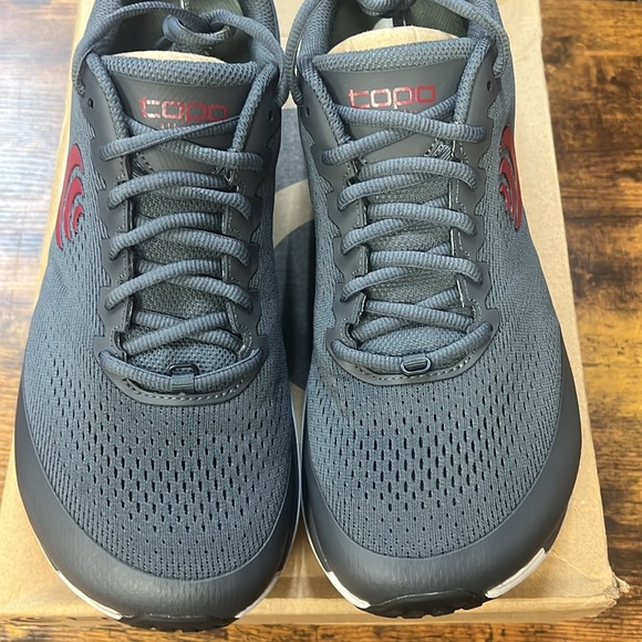 Topo ULTRAVENTURE 3 in Grey/Red - Picture 3 of 4